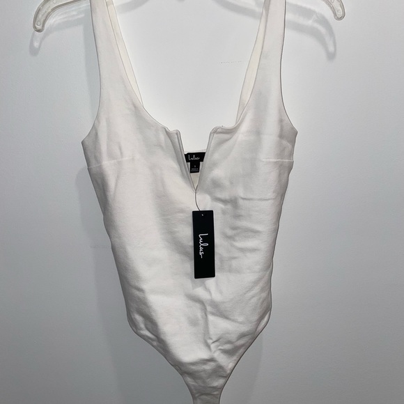 LULU’S XOXO White Sleeveless Bodysuit - Picture 1 of 5